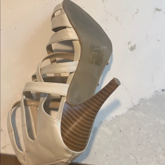 Cream Lacey Open Toed Sandals - Picture 5 of 5